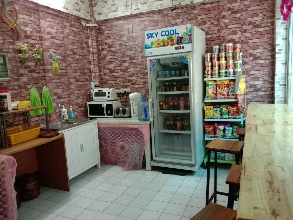 Natcha Place Thammasat Rangsit Бангкок Екстер'єр фото